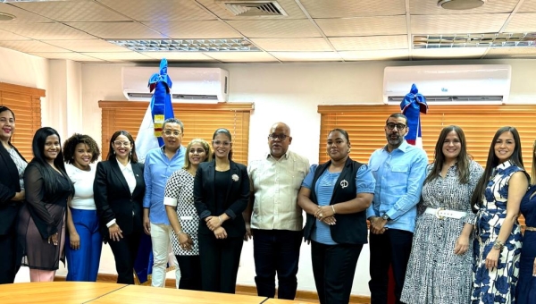 Fundacion Estamos Unidas premia labor emprendurismo Promipyme